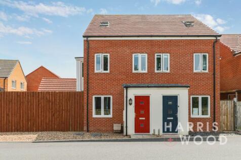Destination Drive, Colchester... 3 bed townhouse for sale