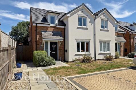 Bedford Road, Houghton Conquest 4 bed semi