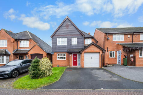 4 bedroom detached house for sale