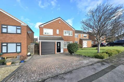 Sandringham Drive, Whickham NE16 4 bed detached house for sale