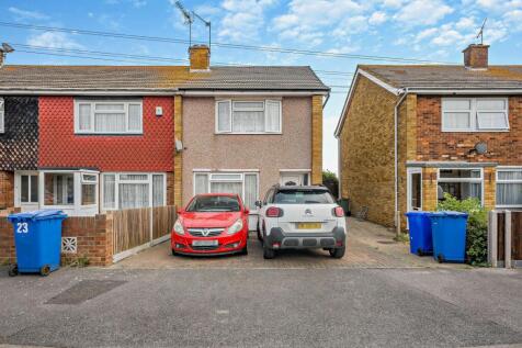 Sheerness ME12 2 bed end of terrace house for sale