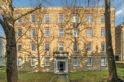 Point Close, London SE10 2 bed flat for sale