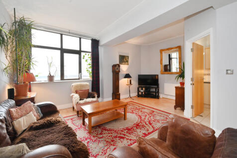 1 Prescot Street, London E1 3 bed flat for sale