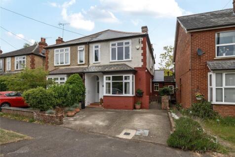 4 bedroom semi-detached house for sale