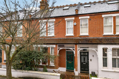 4 bedroom terraced house for sale