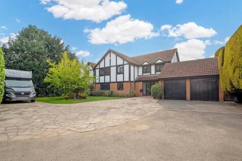 5 bedroom house for sale