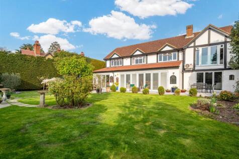 5 bedroom house for sale