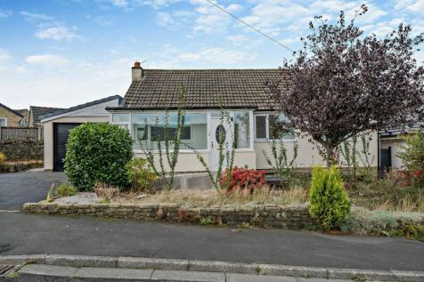 4 bedroom detached bungalow for sale