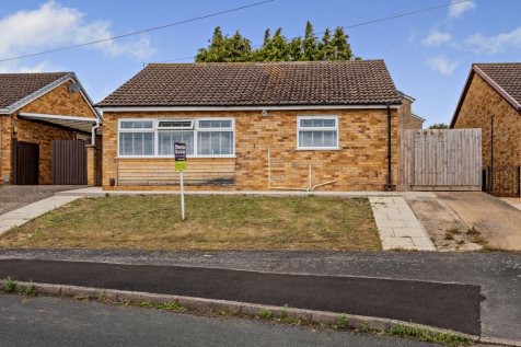 2 bedroom bungalow for sale