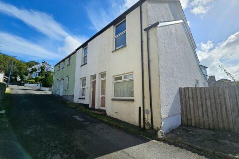 Llanbadarn Fawr 2 bed end of terrace house for sale