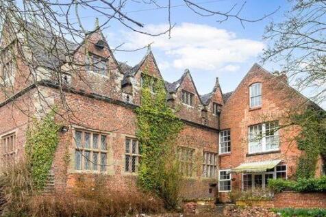 39 bedroom village house for sale