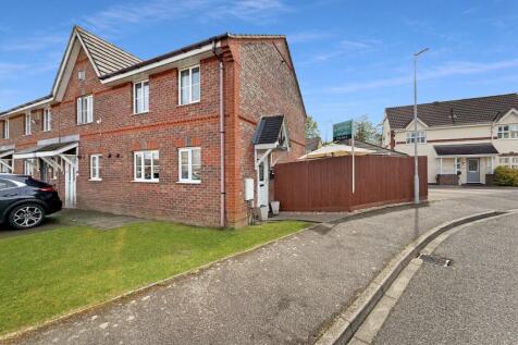 3 bedroom end of terrace house for sale