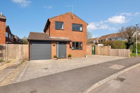 Hammerton Way, Wellesbourne, CV35 3 bed detached house for sale