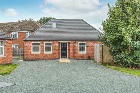 3 bedroom detached bungalow for sale