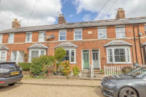 4 bedroom terraced house for sale