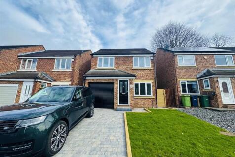 Longlands Drive, Houghton Le Spring DH5 3 bed house for sale