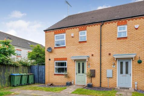 Walmsley Close, Brownshill Green... 3 bed semi