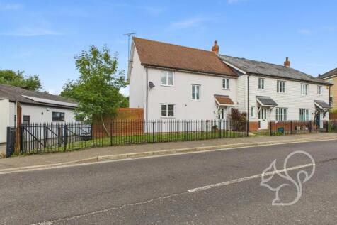 3 bedroom end of terrace house for sale