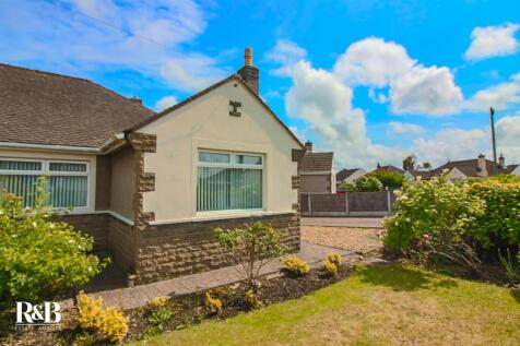 2 bedroom semi-detached bungalow for sale