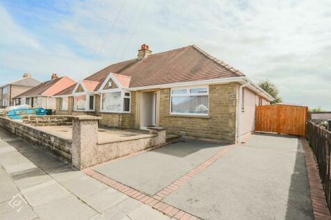 2 bedroom semi-detached bungalow for sale