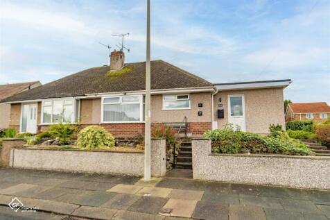 3 bedroom semi-detached bungalow for sale