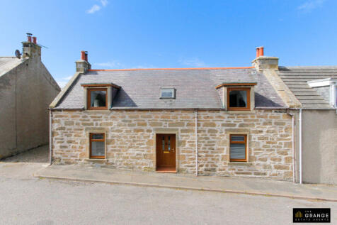 5 bedroom semi-detached house for sale