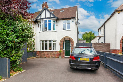 4 bedroom semi-detached house for sale