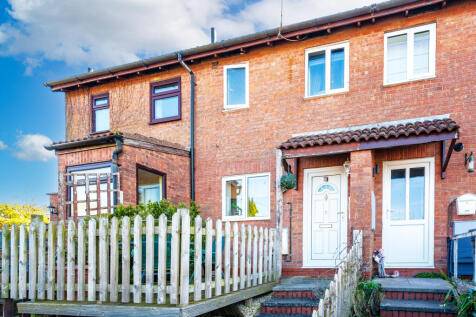 2 bedroom terraced house for sale