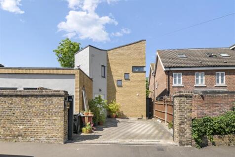 1 bedroom detached house for sale