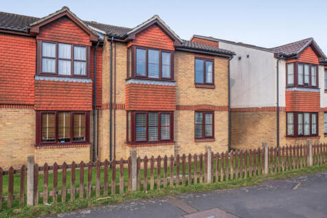 The Meadows, Ash GU12 1 bed apartment for sale