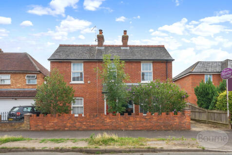 2 bedroom detached house for sale