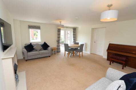 3 bedroom retirement property for sale