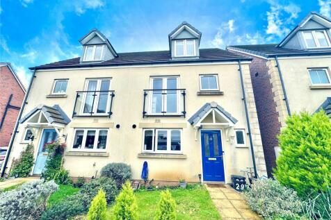 4 bedroom semi-detached house for sale