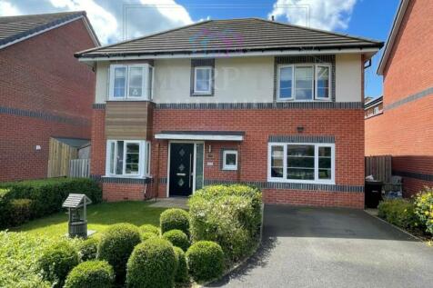 5 bedroom detached house for sale