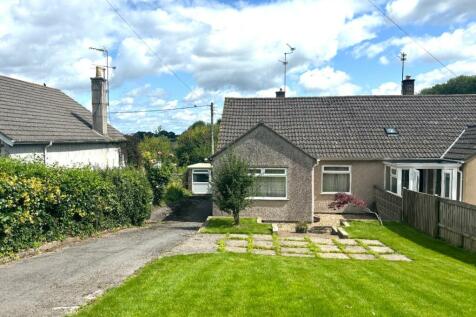 2 bedroom semi-detached bungalow for sale