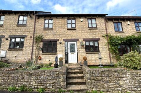 4 bedroom terraced house for sale