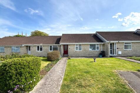 2 bedroom terraced bungalow for sale