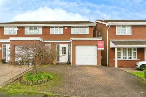 3 bedroom semi-detached house for sale