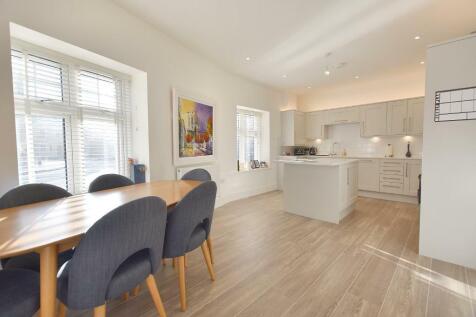 Victoria Grove, Sabden, BB7 9DQ 4 bed mews for sale