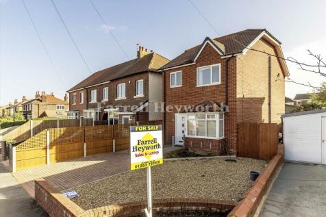 Moorland Road, Lytham St. Annes FY8 3 bed detached house for sale