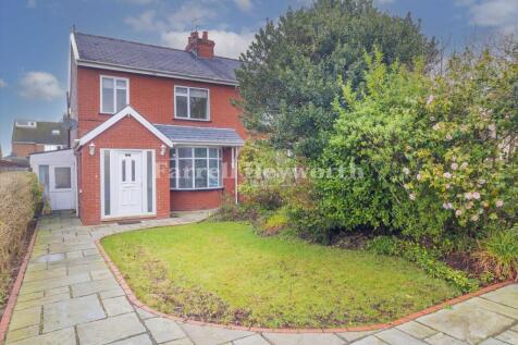 Blackpool Old Road, Poulton Le Fylde FY6 3 bed semi