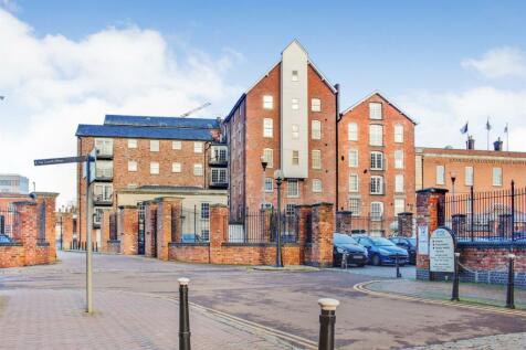 Pridays Mill, Gloucester Docks 1 bed apartment for sale