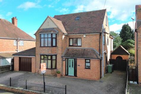 King Edwards Avenue, Gloucester 6 bed detached house for sale