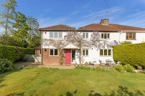 4 bedroom semi-detached house for sale