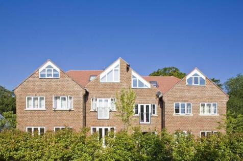 Flat 3, Chiltern Court, Goring on... 2 bed flat for sale