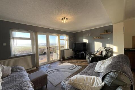 Greencroft Gardens, Cayton, Scarborough 4 bed detached house for sale