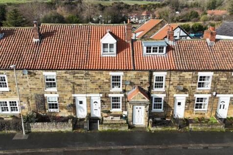 High Street, Cloughton, Scarborough 3 bed house for sale
