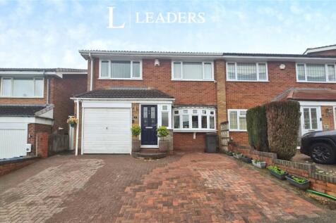Fairlie Crescent, Kings Norton... 3 bed semi