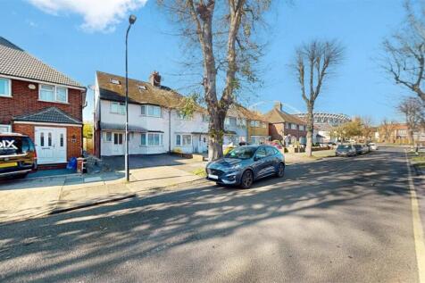 6 bedroom semi-detached house for sale