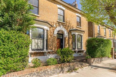 Goulton Road, E5 1 bed apartment for sale